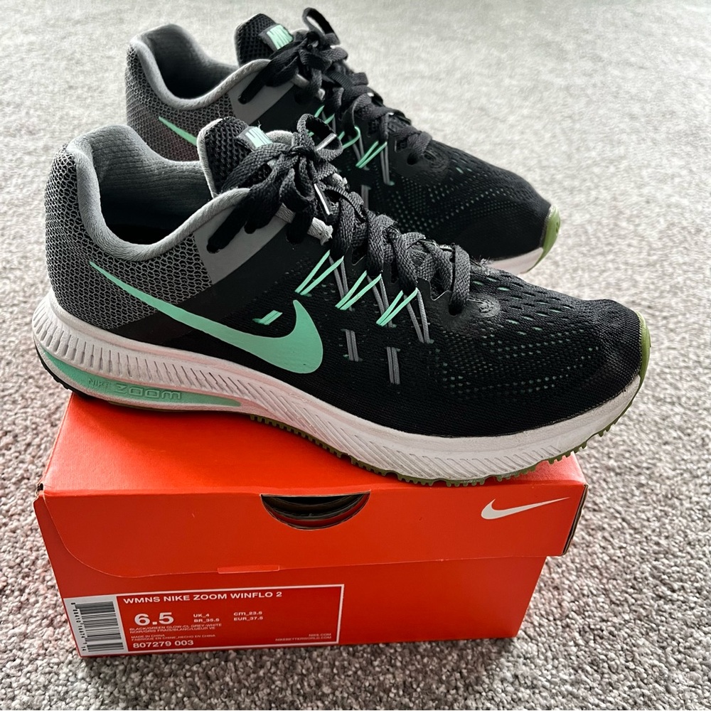 Nike Women’s Sneakers Zoom Winflo 2 Black Teal and White Size 6.5